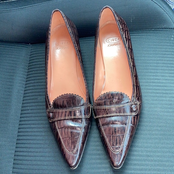 Circa Joan & David Grace kitten heel leather‎ pumps - Picture 1 of 8